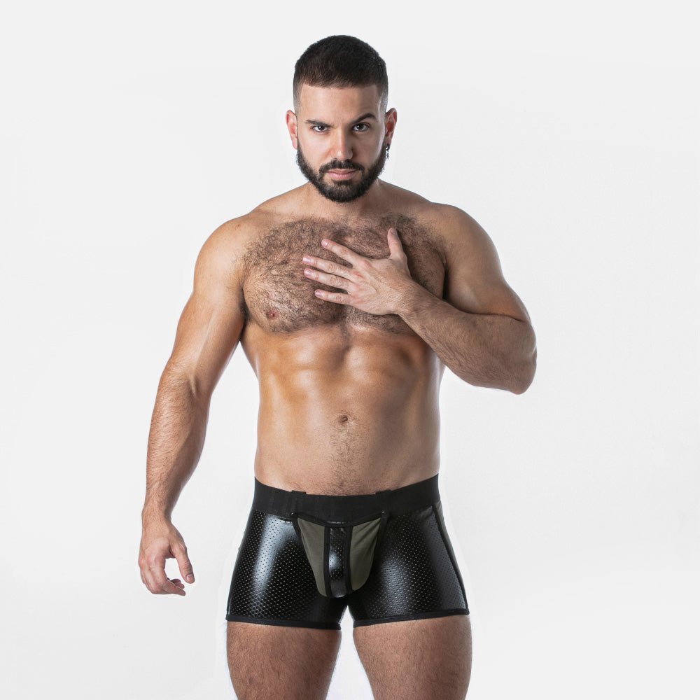 Boxer fetish negro y rojo con abertura trasera · LK0127-0