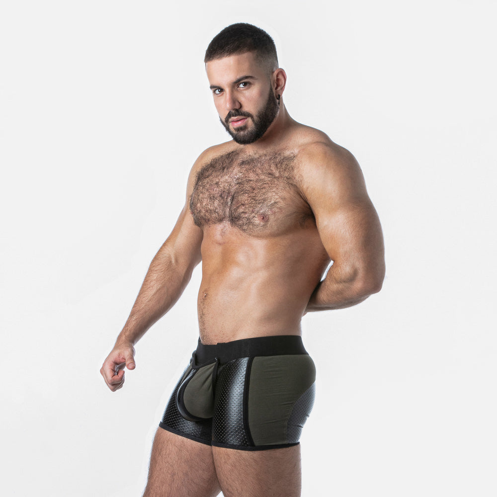 Boxer fetish negro y rojo con abertura trasera · LK0127-0