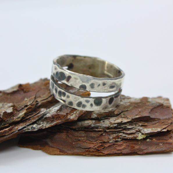 anillo doble en plata oxidada
